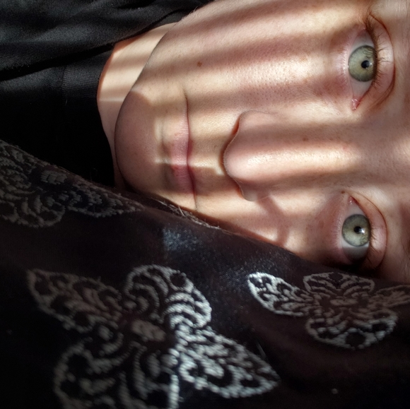 Meet your Posher, Katie - Picture 3 of 3